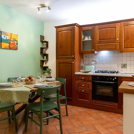 Apartment Magnoli Cozy Flat Two Steps From Ponte Vecchio Florenz